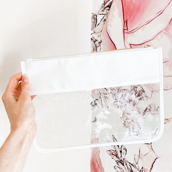 LAST ONE ✨BRIDE - Monogram Flat Clear Pouch Glitter Letter - Picture 2 of 4